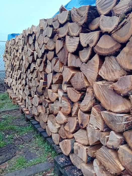 Drewno kominkowe opałowe dąb