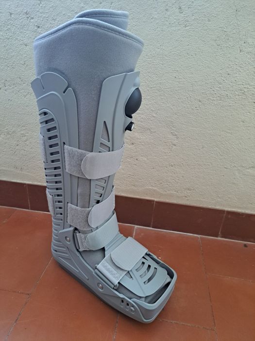 Bota imobilizadora da Medi  LONGA T. L