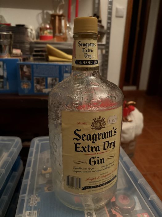 Garrafa vazia Seagram’s