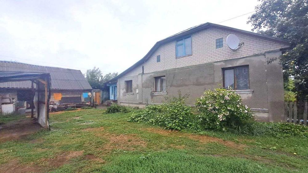 СМ Продам будинок 171 м² центр Брусилова для великої родини