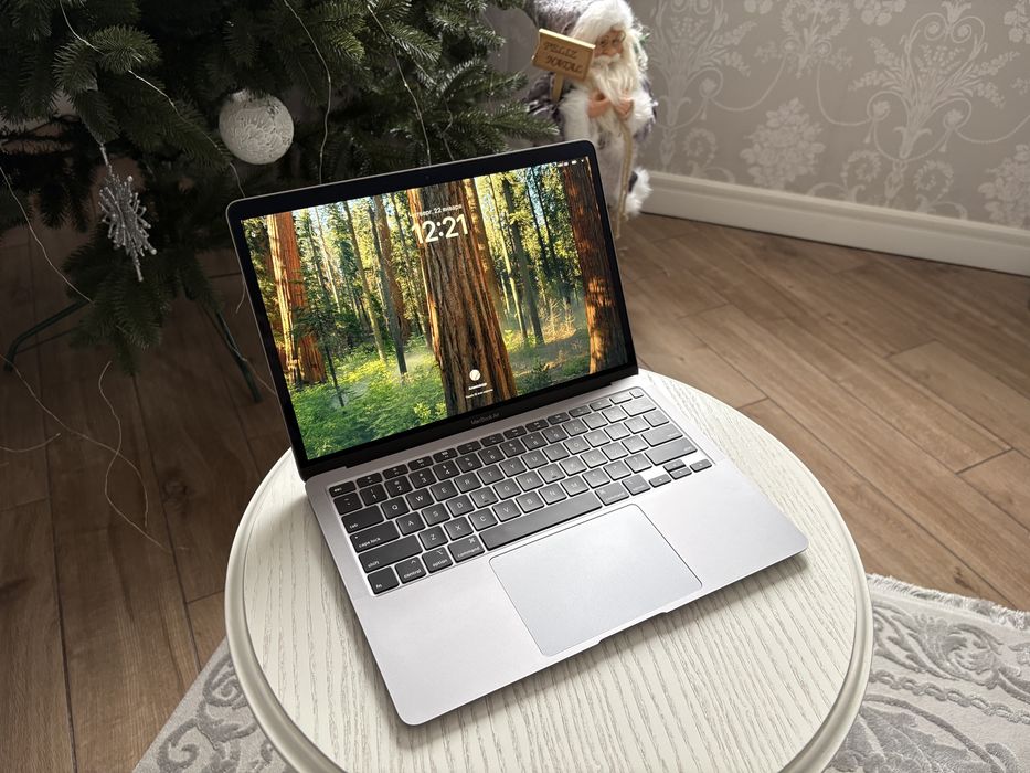 MacBook Air 13 2020 стан новий 10/10