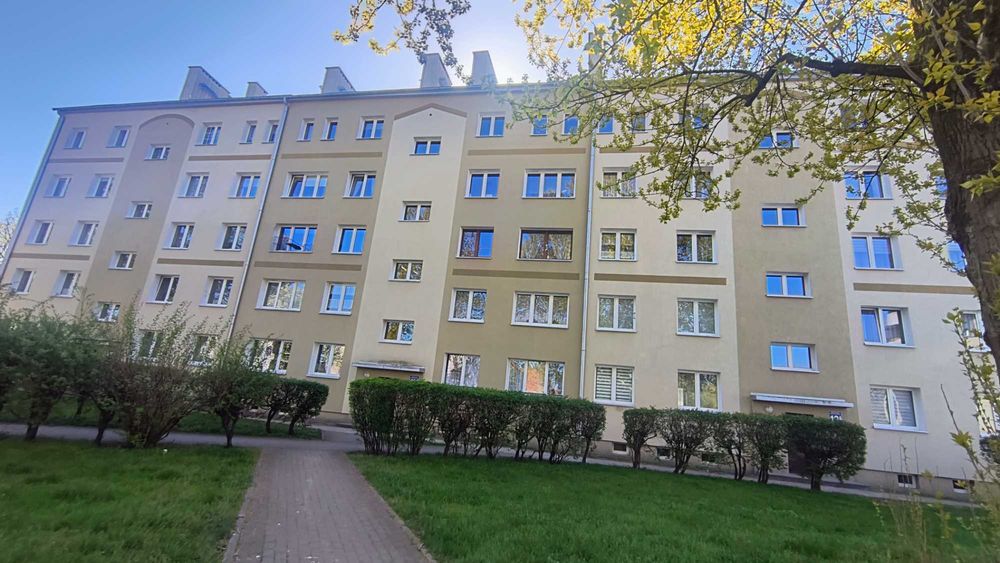 ładne mieszkanie 1 pokojowe 38m z balkonem