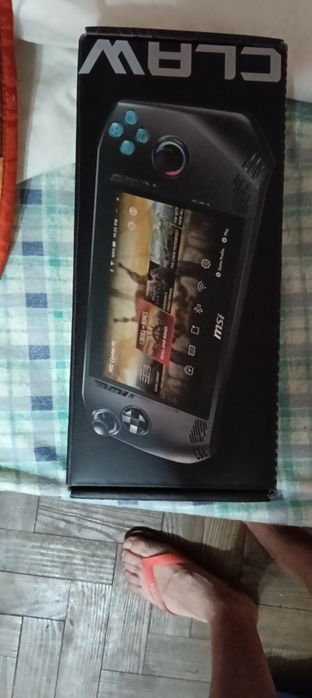 Vendo consola portátil MSI como nova