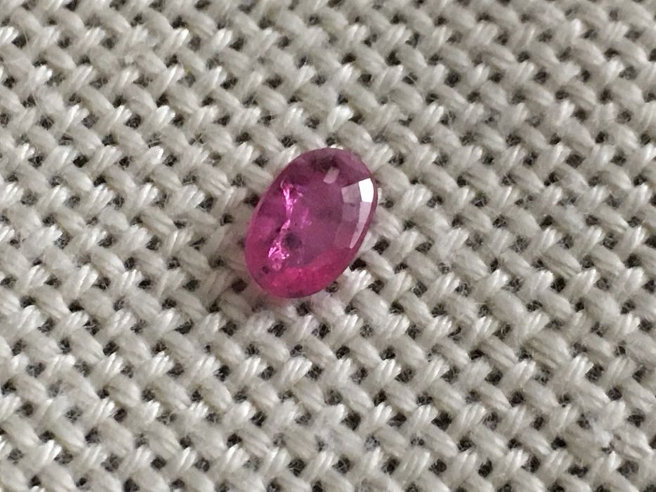 Rubin naturalny 0,8 ct