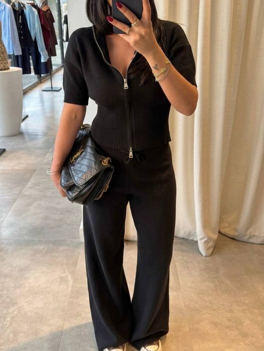 Костюм жіночий машинна вязка