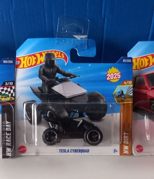 Conjunto 3 hot wheels