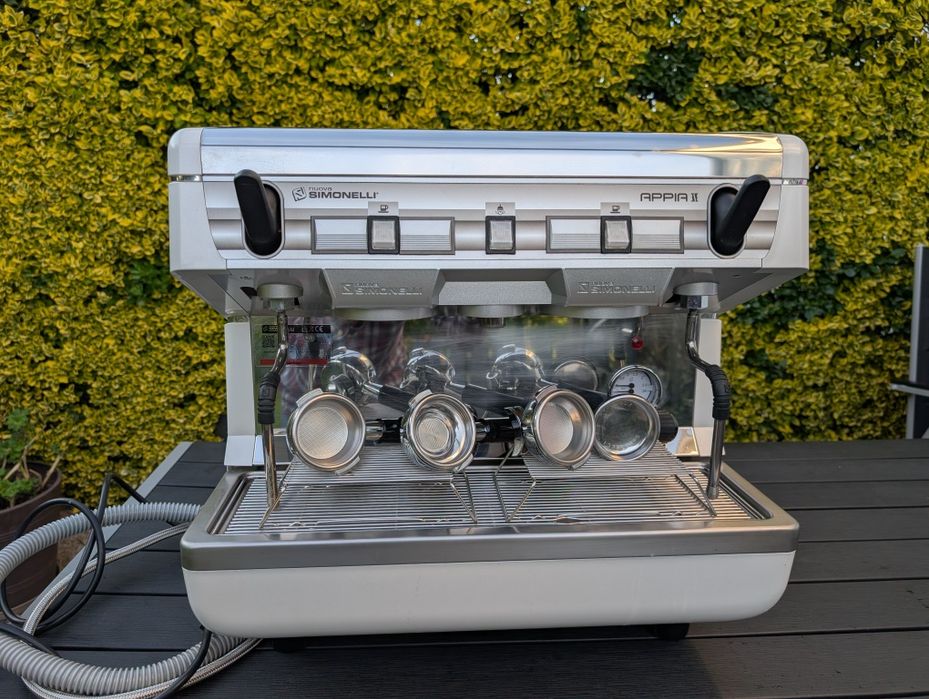 Ekspres Simonelli Appia II Compact  dwukolbowy 2gr 230V