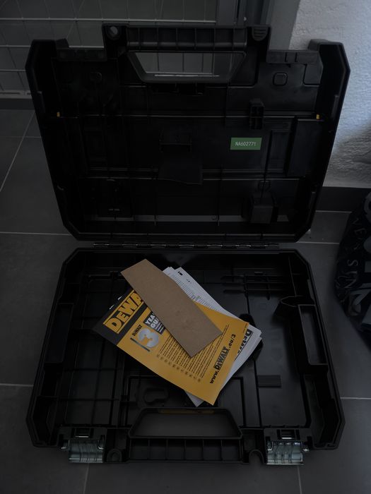 Нові оригінальні кейси DeWALT TSTAK / б/у Tough system