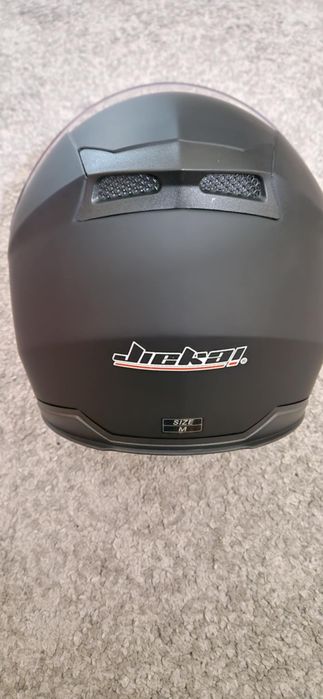 Capacete novo com etiqueta