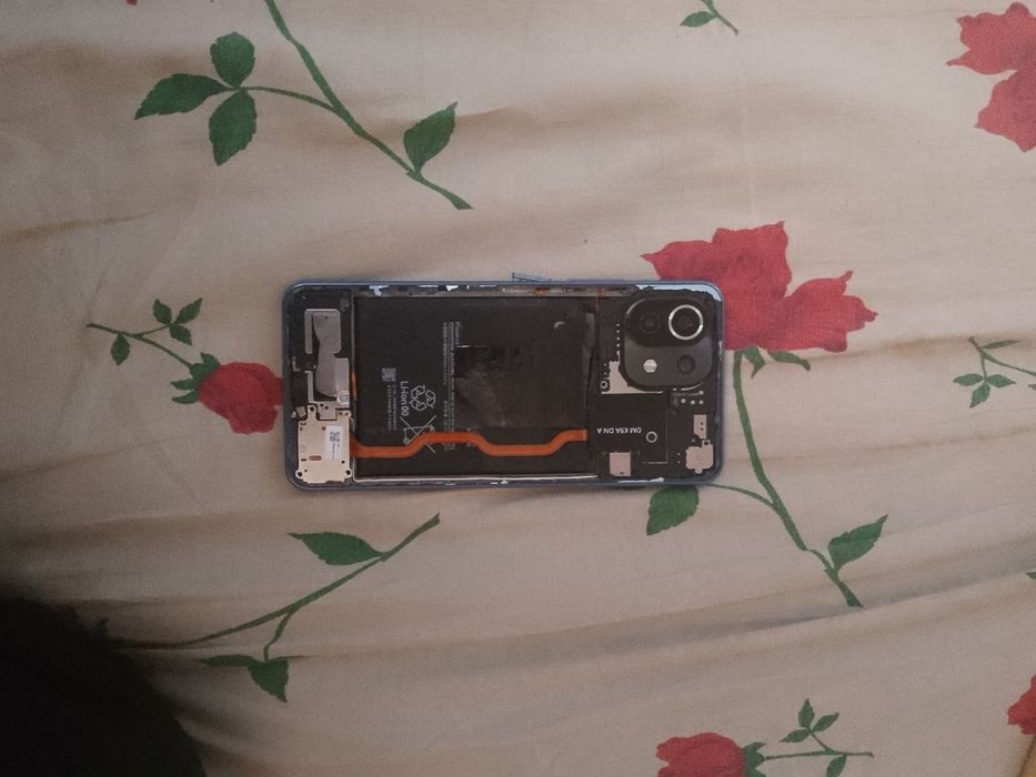 Продам mi 11 lite