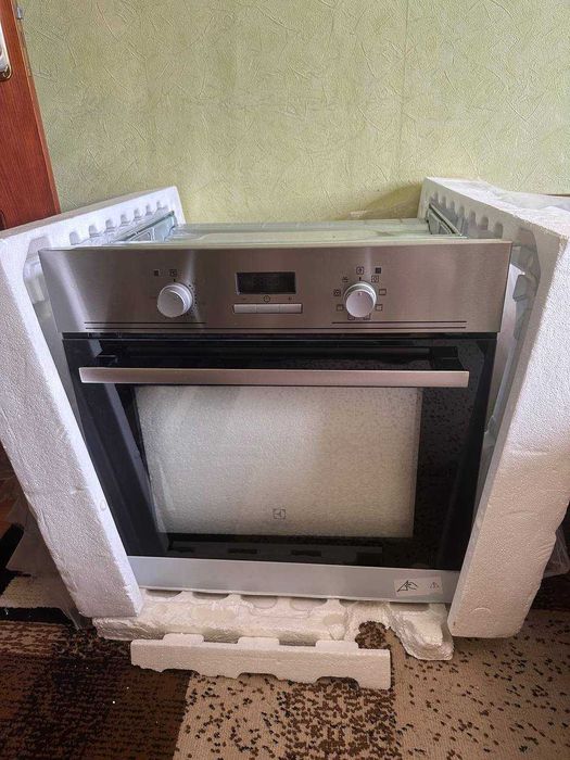 Електрична духова шафа Electrolux EZB53400AX | НОВА, В УПАКОВЦІ