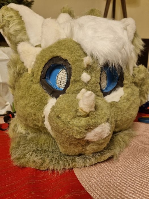 Furry fursuit maska