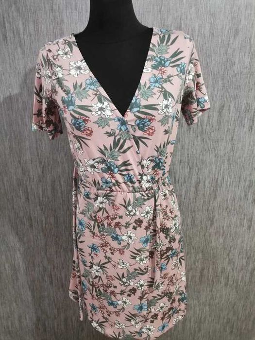 sukienka s/36 cena 20 zł