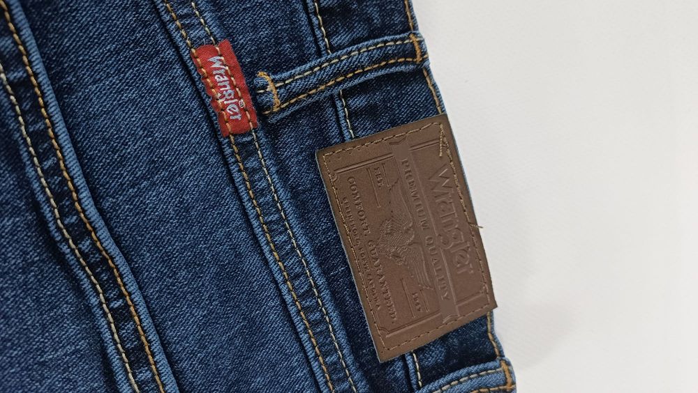 Класичні чоловічі джинси Wrangler 38х30 і 40х30