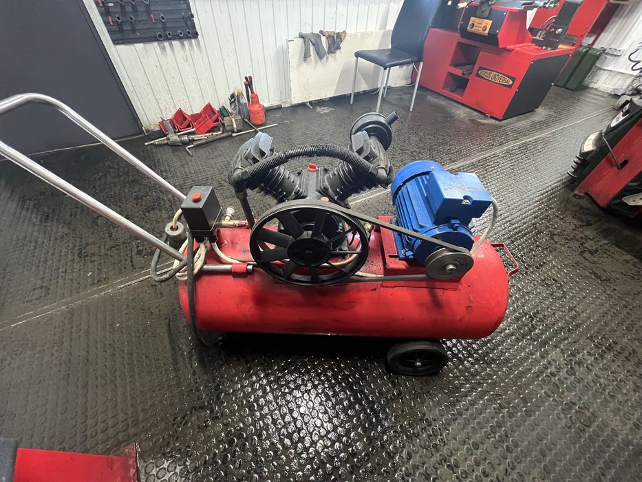 Компресор Forte 100 л 380в