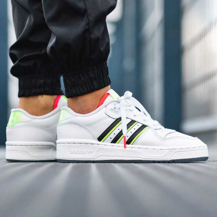 Białe Buty Damskie Adidas Rivalry 36-39 Super FY6973 adidasy Wiosenne