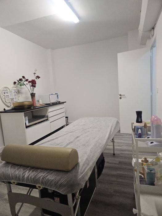 Alugo  Gabinetes de estetica em Benfica lisboa