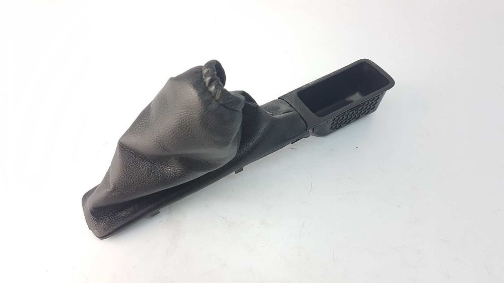 EMBELIZADOR FORD FIESTA (CE1) TITANIUM