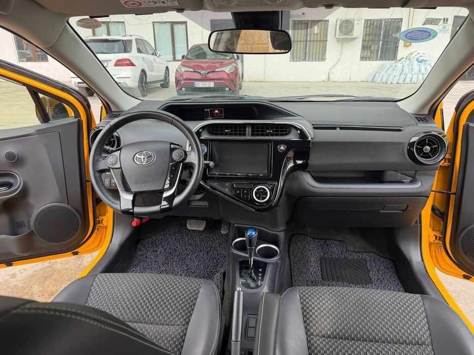 Toyota Aqua 2018 Crossover