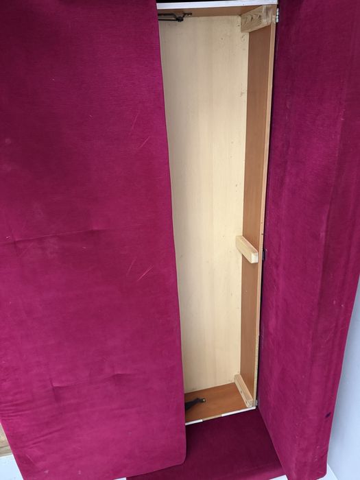 Sofa rozkladana w dobrym stanie