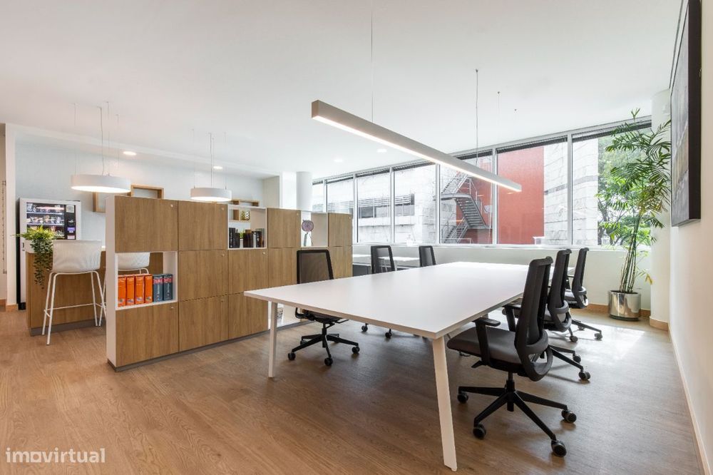 Espaço de coworking na Regus Lisbon, Quinta da Fonte