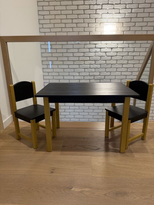 Stolik i 2 krzesełka dla dzieci Ikea Sundvik