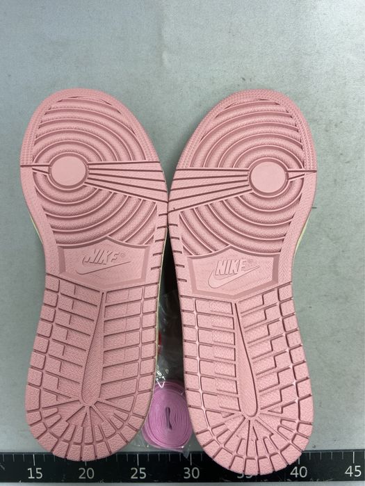 Jordan 1 Retro Low OG SP Sail Shy Pink – Tamanho 40