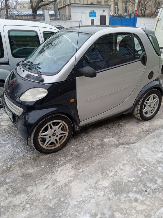 продам смарт ,2000року ,пробіг 180000км