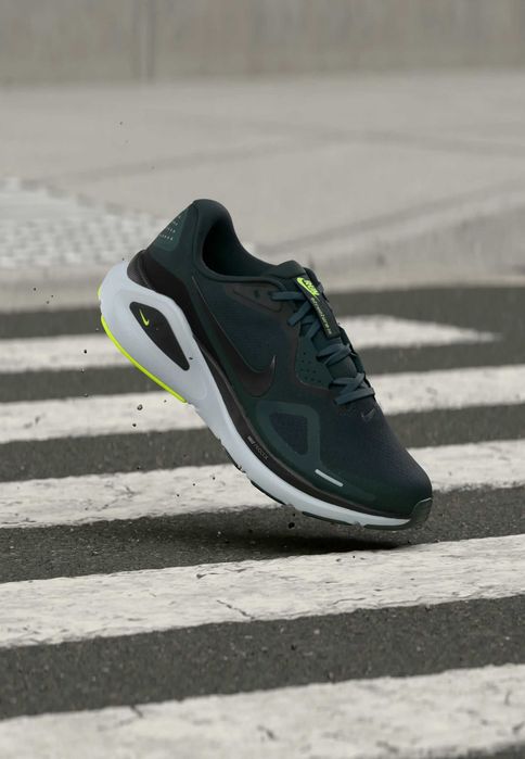 Sapatilhas Nike Structure 26 Wide tam. 43 (ABSOLUTAMENTE NOVAS)