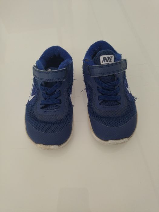 Sapatilhas Nike Nro 26