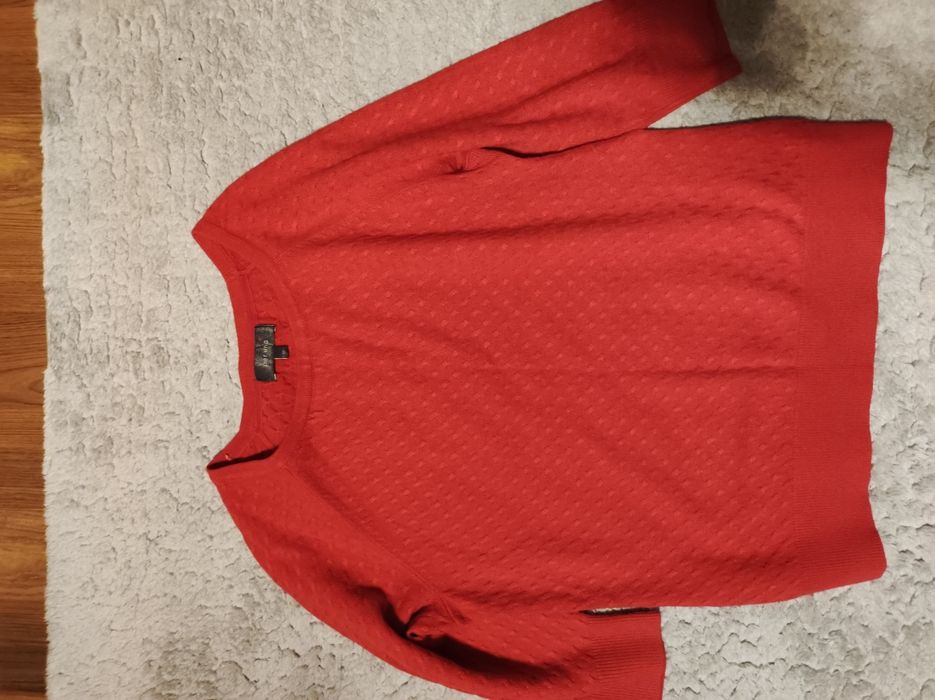 Sweter różowy ML