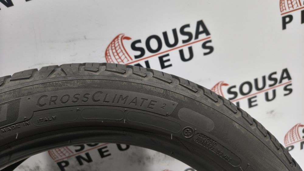2 pneus semi novos 205-50R17 Michelin - Oferta dos Portes