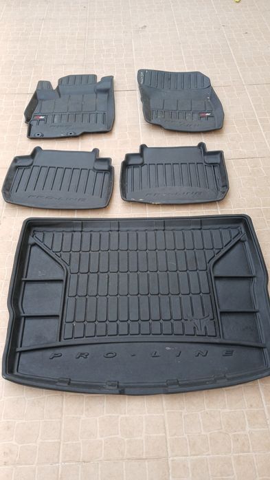 Tapetes para Mitsubishi Eclipse Cross