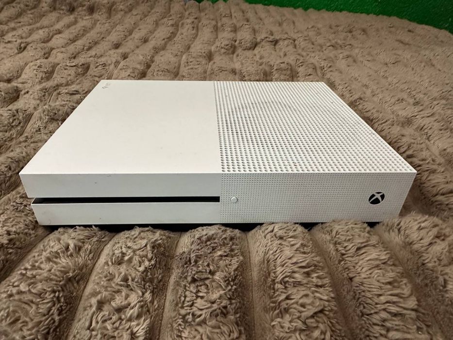 X box One S 512 Gb White