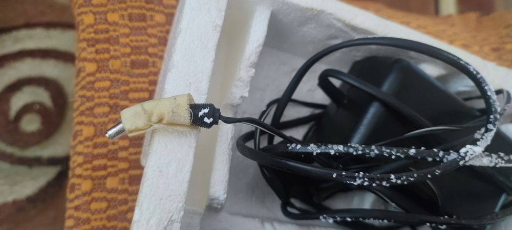 Komputer ZX Spectrum + pudełko, kable, zasilacz