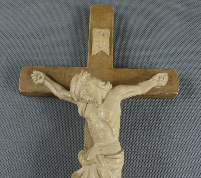 Wiszący Krzyż krucyfiks JEZUS pasyjka rzeźba drewno 34 cm