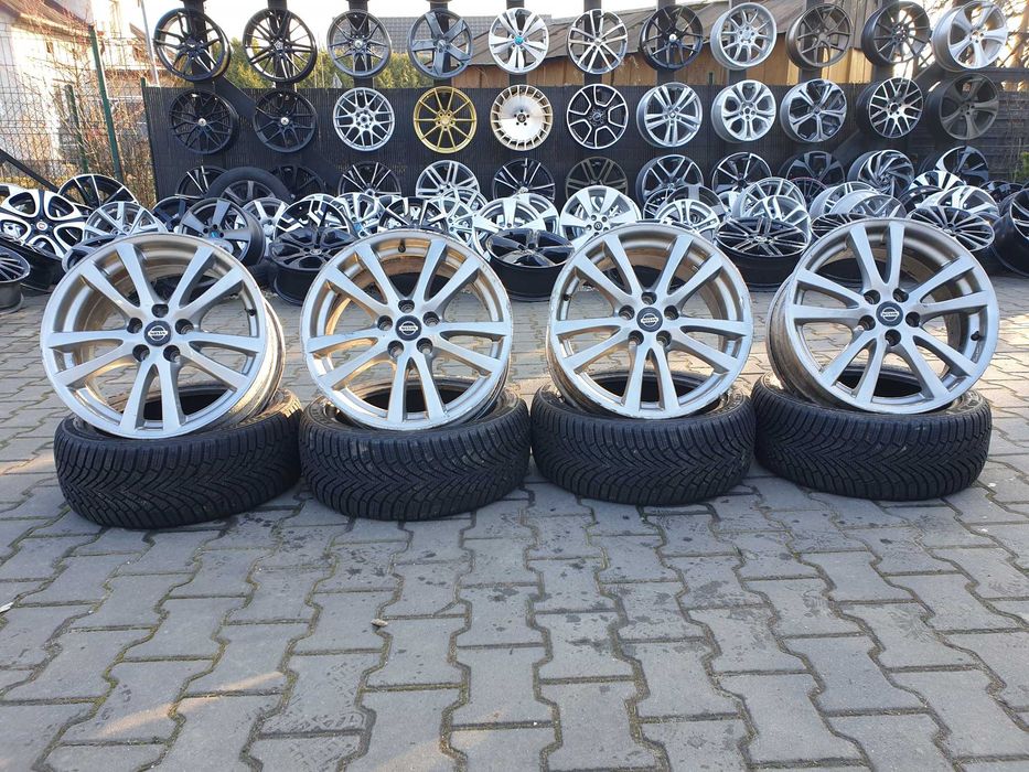 Felgi aluminiowe 18" 5x114,3 8,5j et50 Nissan Toyota Suzuki Subaru itp