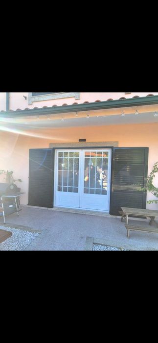 Vendo janelas de vidro duplo em alumimium