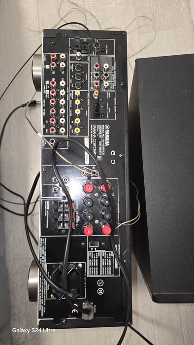 Yamaha amplituner