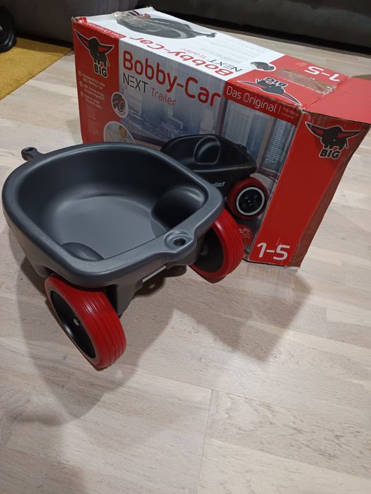 NOWA przyczepka NEXT do jeździk BIG Bobby, czerwone koła