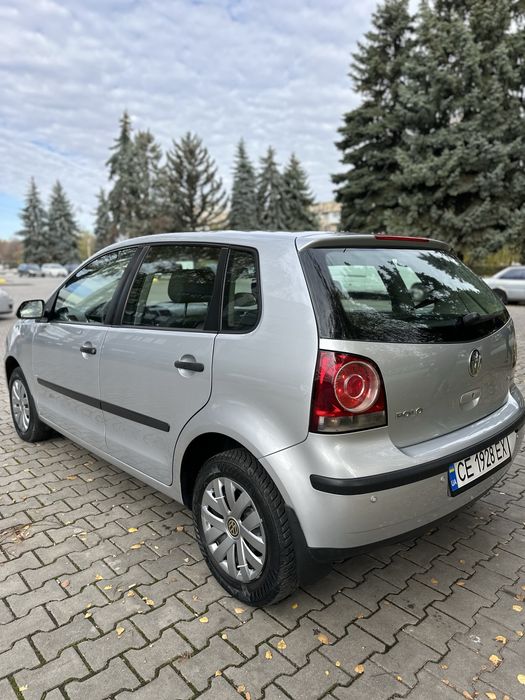 продаю VOLKSWAGEN  polo 2008