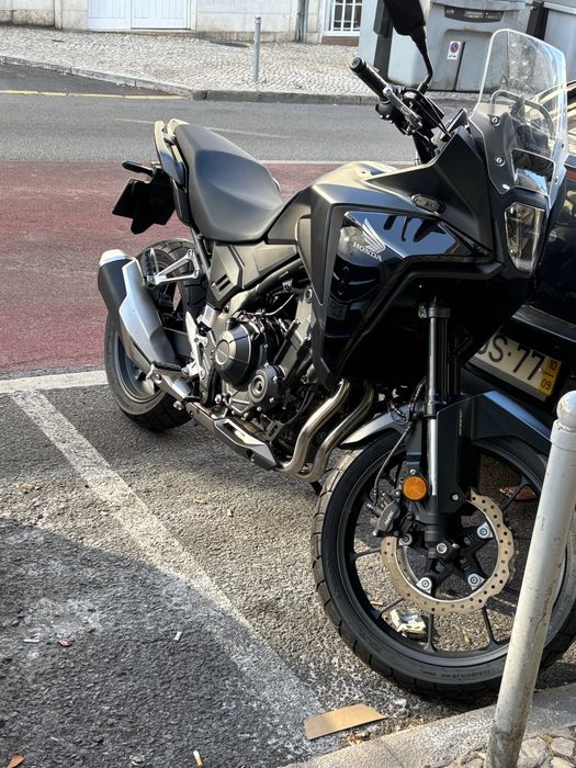 Moto hoda NX 500