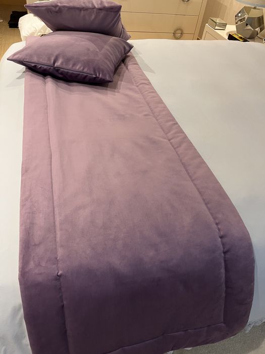 Conjunto tapa pés e fronhas almofadas (cores lilás/malva ou cinza)