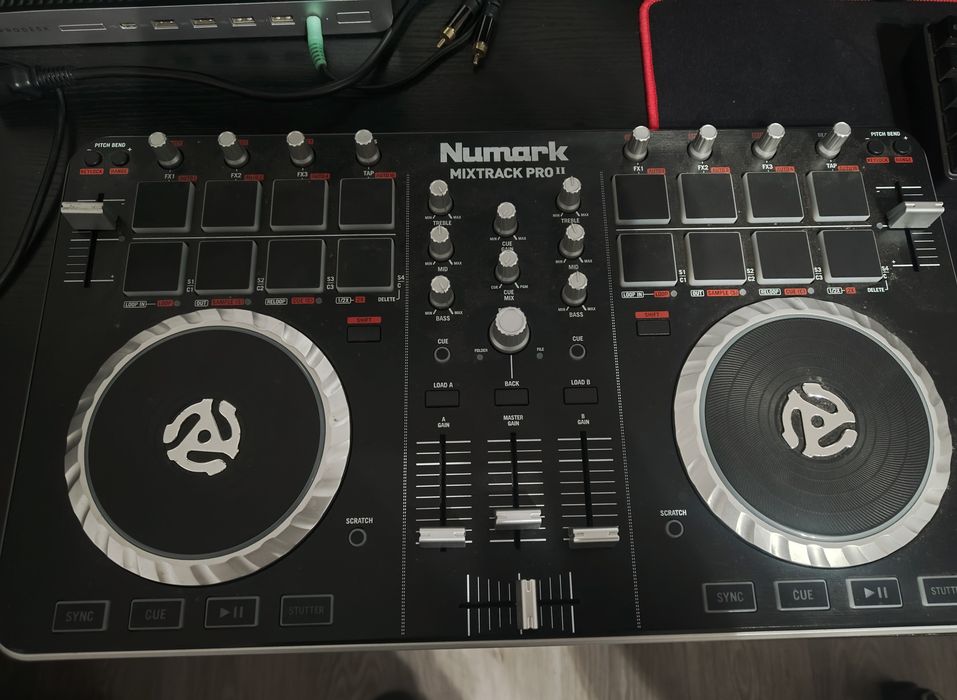 Kontroler Numark Mixtrack Pro II
