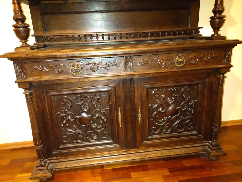 Kredens - zabytek XIXw.