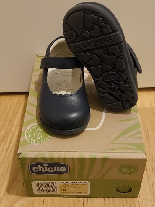 Sapatos Chicco (Tamanho 20)
