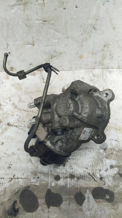 Pompa wtryskowa 1.6 TDI Skoda Octavia III VW Golf VII Seat Audi A3