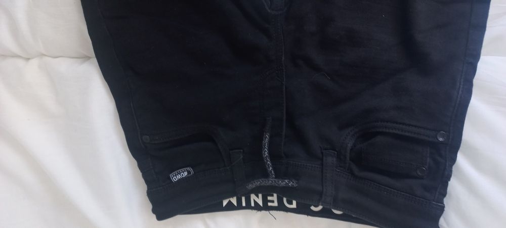 Calças 134 cm 9 anos
