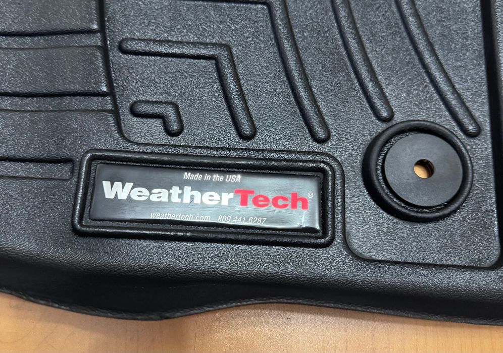 Автомобільні килимки Weathertech для Volkswagen Arteon
