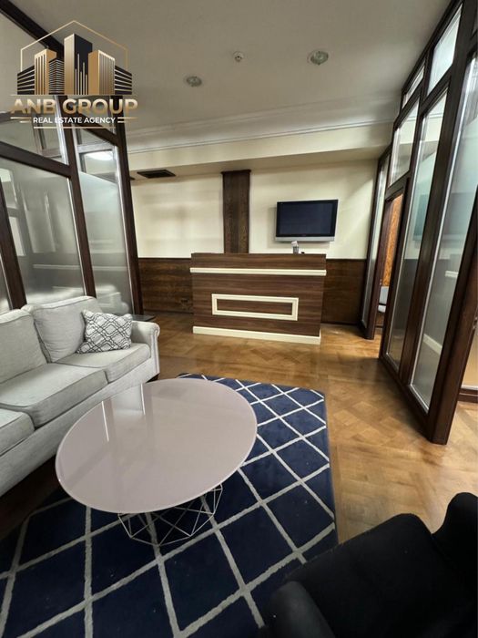 Без% Аренда меблированного офиса 100м2, ул.Жилянская, Центр